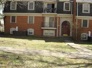 8718 Bayberry Pl, Louisville, KY
