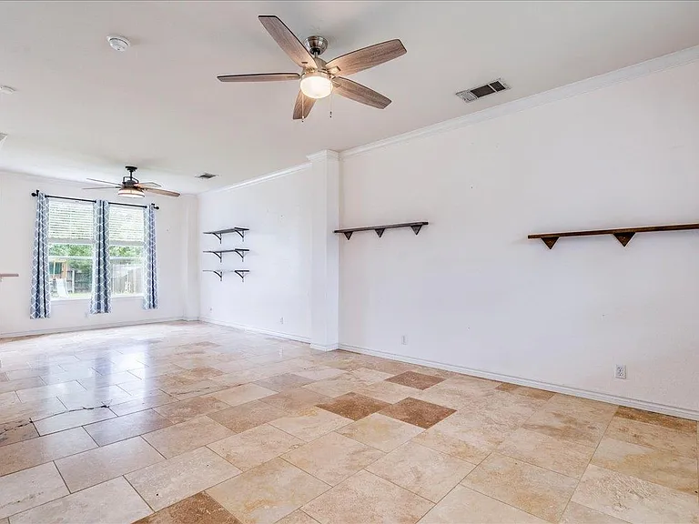 260 Tobin Dr — Photo 7