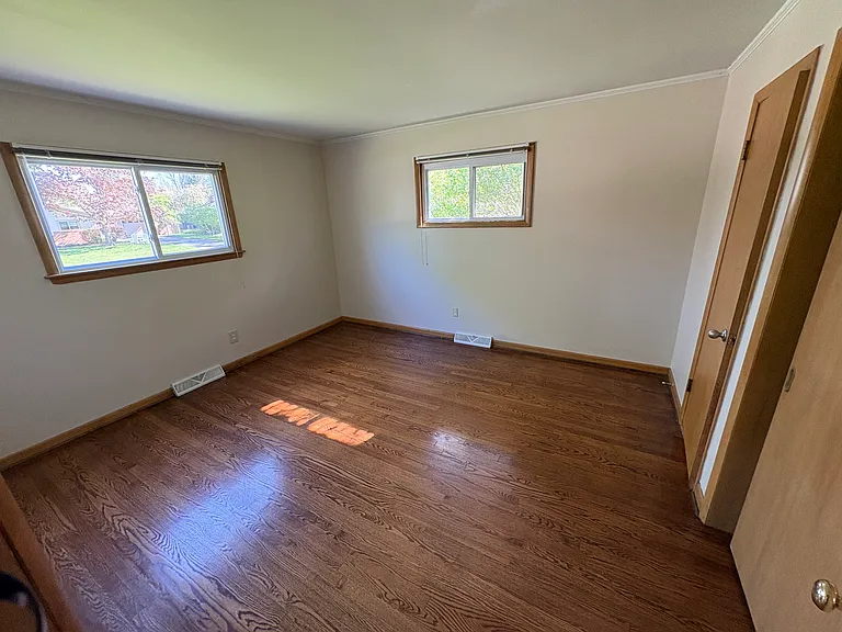 2317 Edgevale Rd — Photo 10