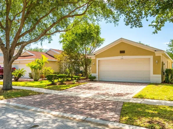 11411 Crestlake Village Dr, Riverview, FL 33569