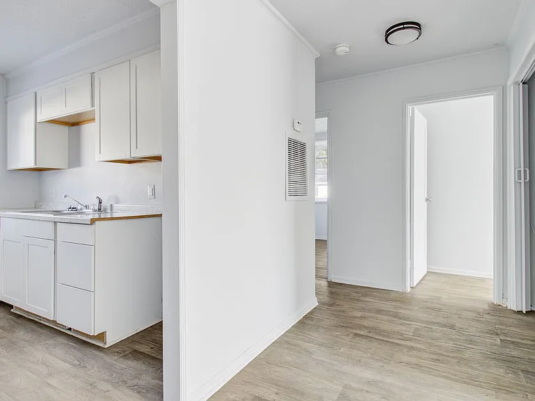 Beltline Townhomes — Photo 6