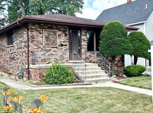 17952 Ridgewood Ave, Lansing, IL 60438