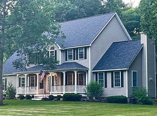 19 Edgewood Run, Amherst, NH 03031