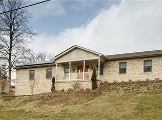 10 Castle St, Mc Donald, PA 15057