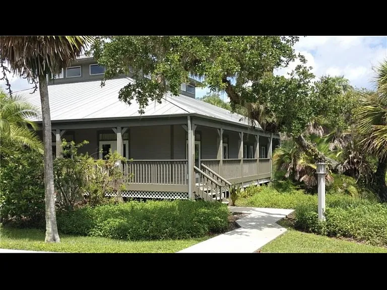 320 Garden Grove Pkwy — Photo 4