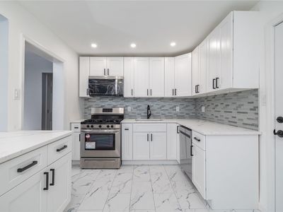 50 Merokee Place, Farmingdale, NY, 11735