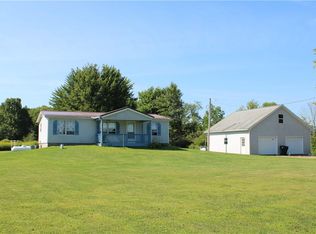 6005 Shadeland Rd, Springboro, PA 16435