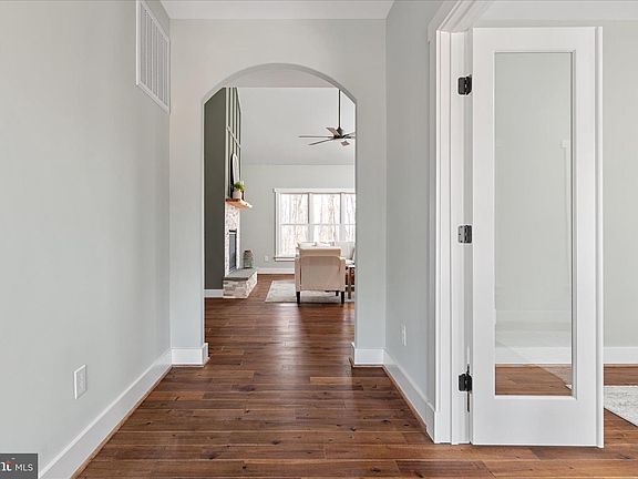 5th image of 14305 Inlet Rd