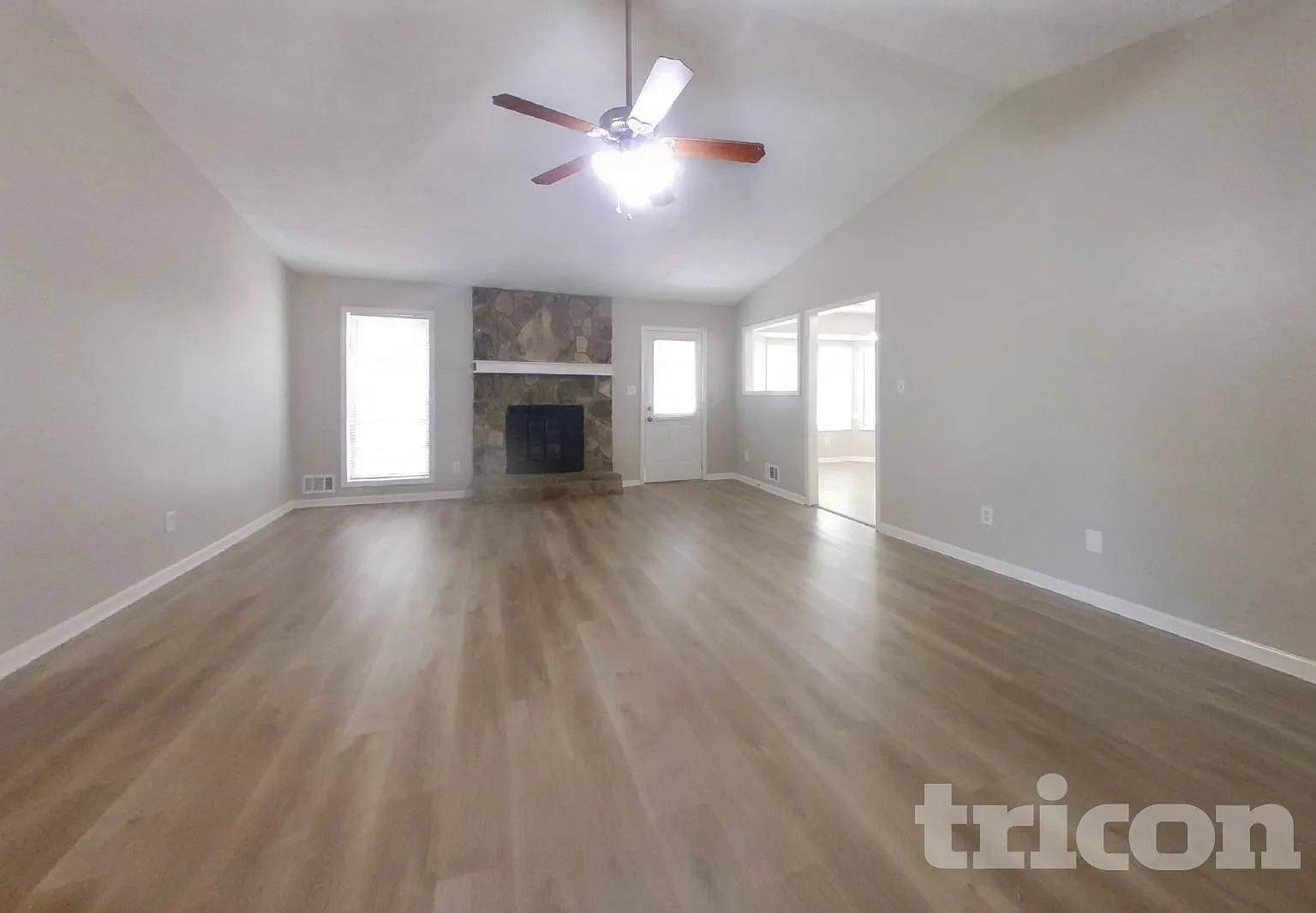 968 Dallas Way Lawrenceville GA — Photo 2