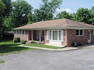 123 W Everett St, Sparta, TN 38583