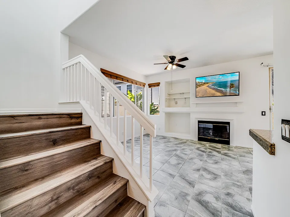 148 Seacountry Ln