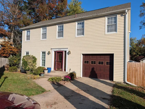 9206 Hunting Pines Pl, Fairfax, VA 22032