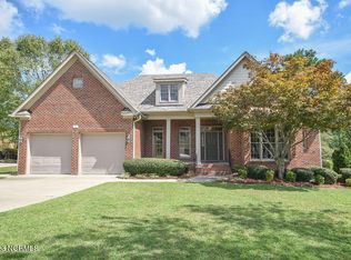 72 Skipping Water Dr, Spring Lake, NC 28390