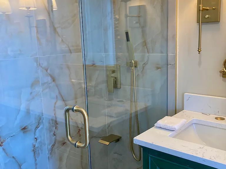 702 Ash St #900 — Photo 37