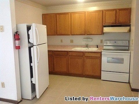 2nd image of 1518 Elrose Ct
