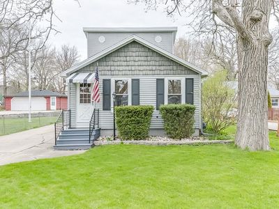 712 16th St, Kenosha, WI, 53140