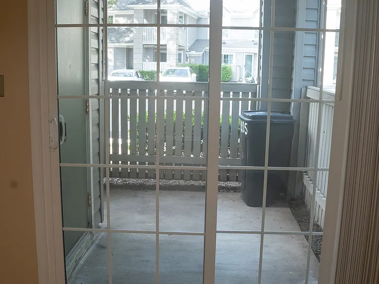 605 Rue Marseille #I — Photo 23