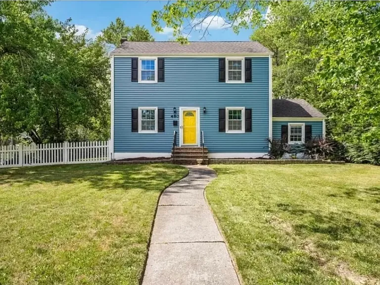 480 S Livingston Ave — Photo 1