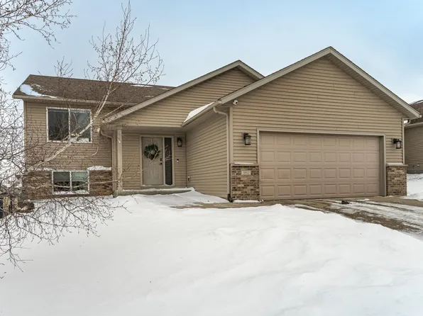 3852 46th Ave NW, Rochester, MN 55901