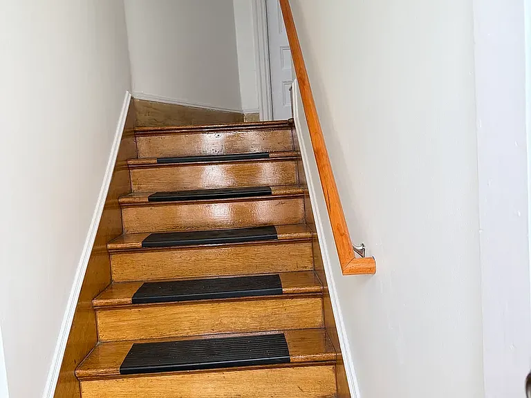 181 Reynolds Ave #2 — Photo 3