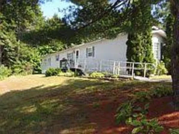 10 James Terrace, Ossipee, NH 03864