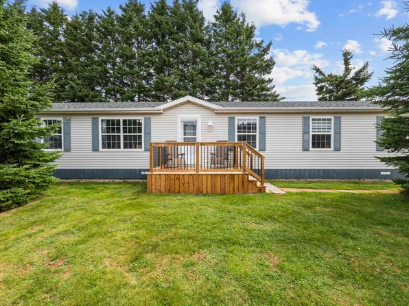 26 Cray Ave, Summerside, PE C1N 6R5