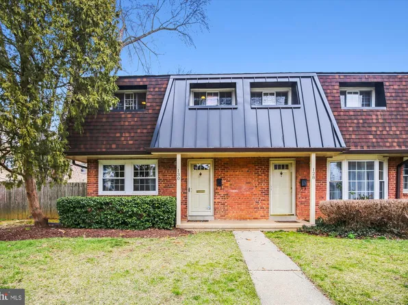 130 S Virginia Ave #24, Falls Church, VA 22046