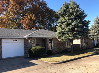 2063 S Kentwood Ave, Springfield, MO 65804