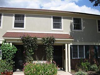 5th image of 9019 W Swan Cir