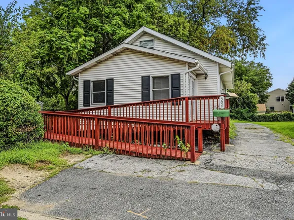 504 West Ave, New Castle, DE 19720