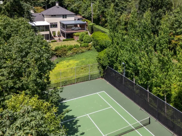 5020 SW Humphrey Blvd, Portland, OR 97221