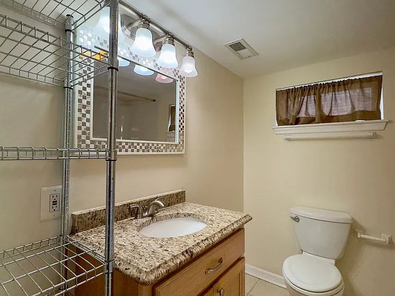 513 S Madeira St — Photo 7