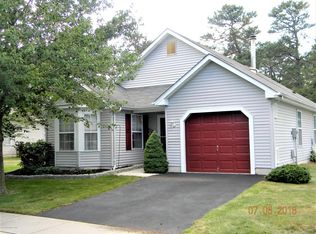 11 Meadows Ln, Whiting, NJ 08759