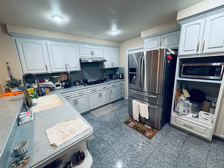 11421 Lower Azusa Rd — Photo 5