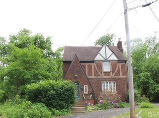 171 Berkley Ct, Iselin, NJ 08830