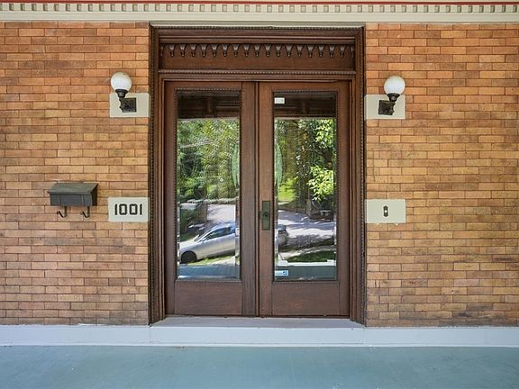 3rd image of 1001 Heberton St