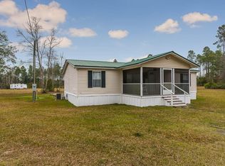 1679 Albert Gibson Rd, Hortense, GA 31543