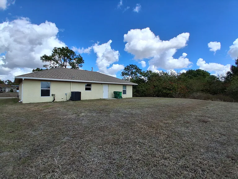 7061 Tide Cir — Photo 15