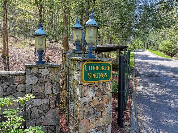 4th image of 7712 Cherokee Springs Way