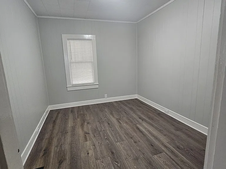 1060 Mulberry St — Photo 10