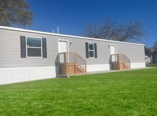 103 Hollyhock Ln #65R, Metamora, IL 61548