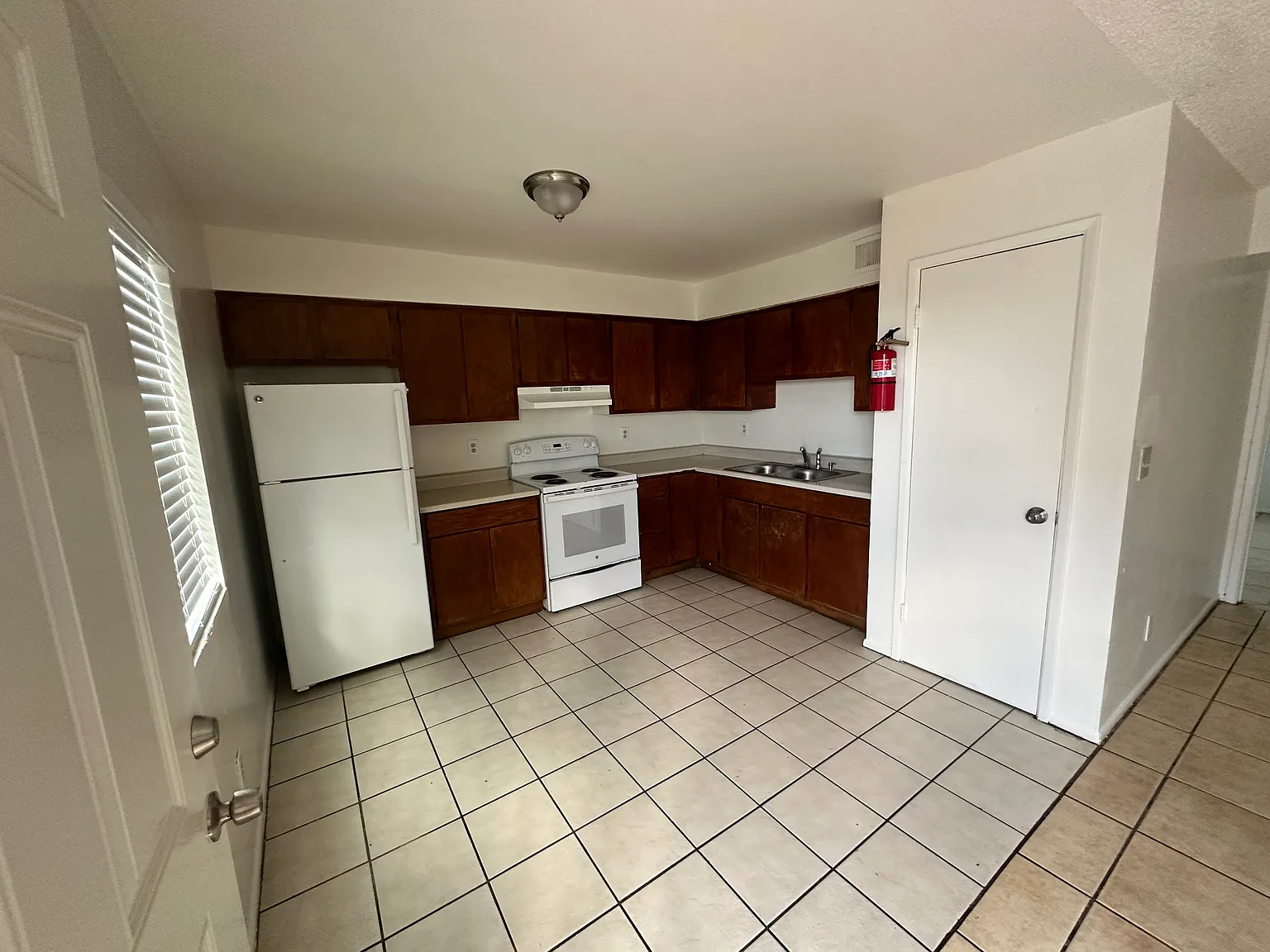 1625 E Wood St Phoenix AZ — Photo 2
