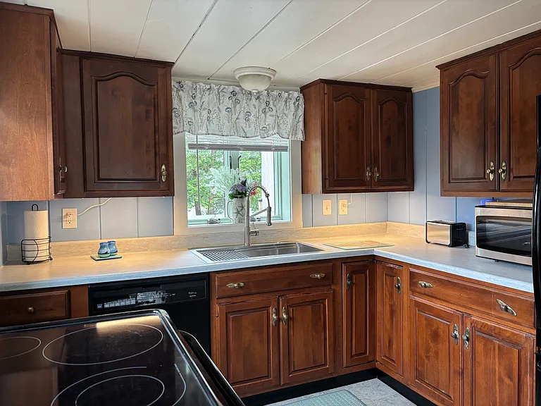 5 Pond Ave #1 — Photo 11