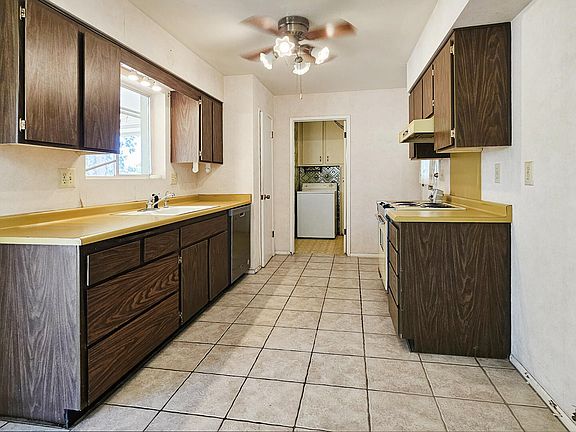 5th image of 13831 N 103RD Avenue