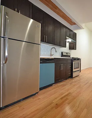 Rented by Bold New York | media 30