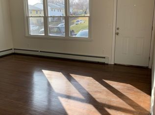 3 Limerick Dr #A, Albany, NY 12204