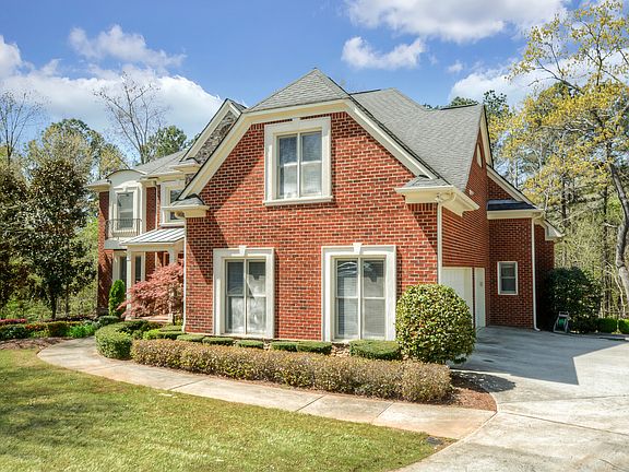2nd image of 4274 Meadow Vista Dr
