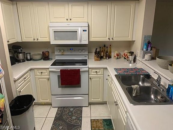 3rd image of 1210 Wildwood Lakes Blvd APT 303