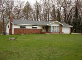 6302 Country Ln, Custer, WI 54423