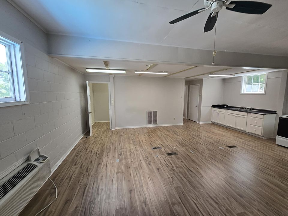 Entry/Main Room